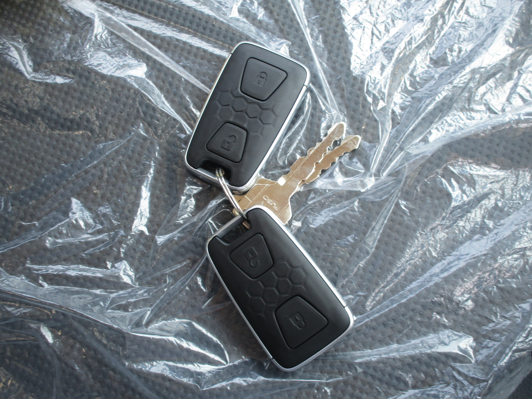 登録済み未使用車　ＮＥＷモデル　キャンター　３tダンプ