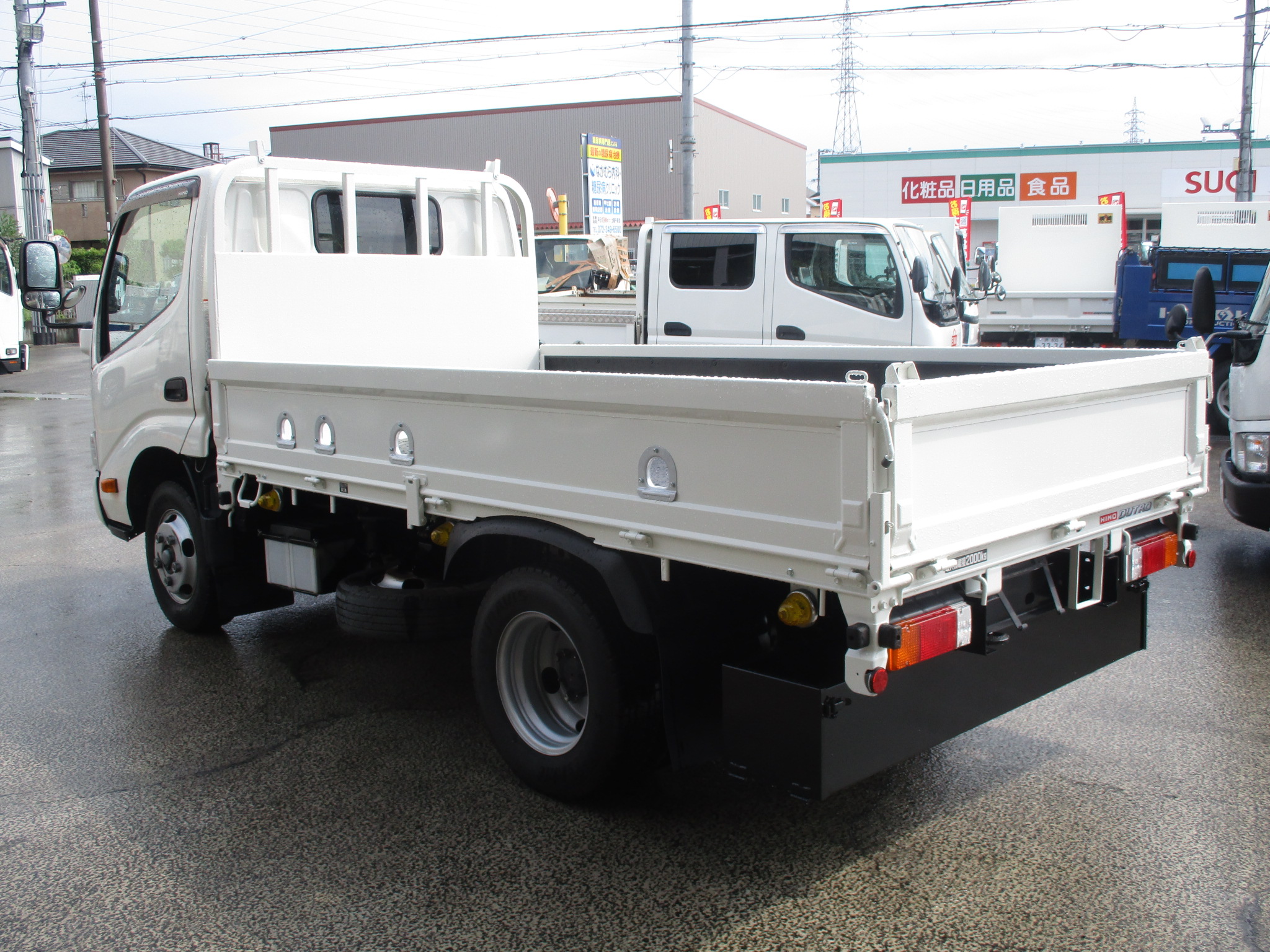 令和1年式 日野デュトロ 2tショート平