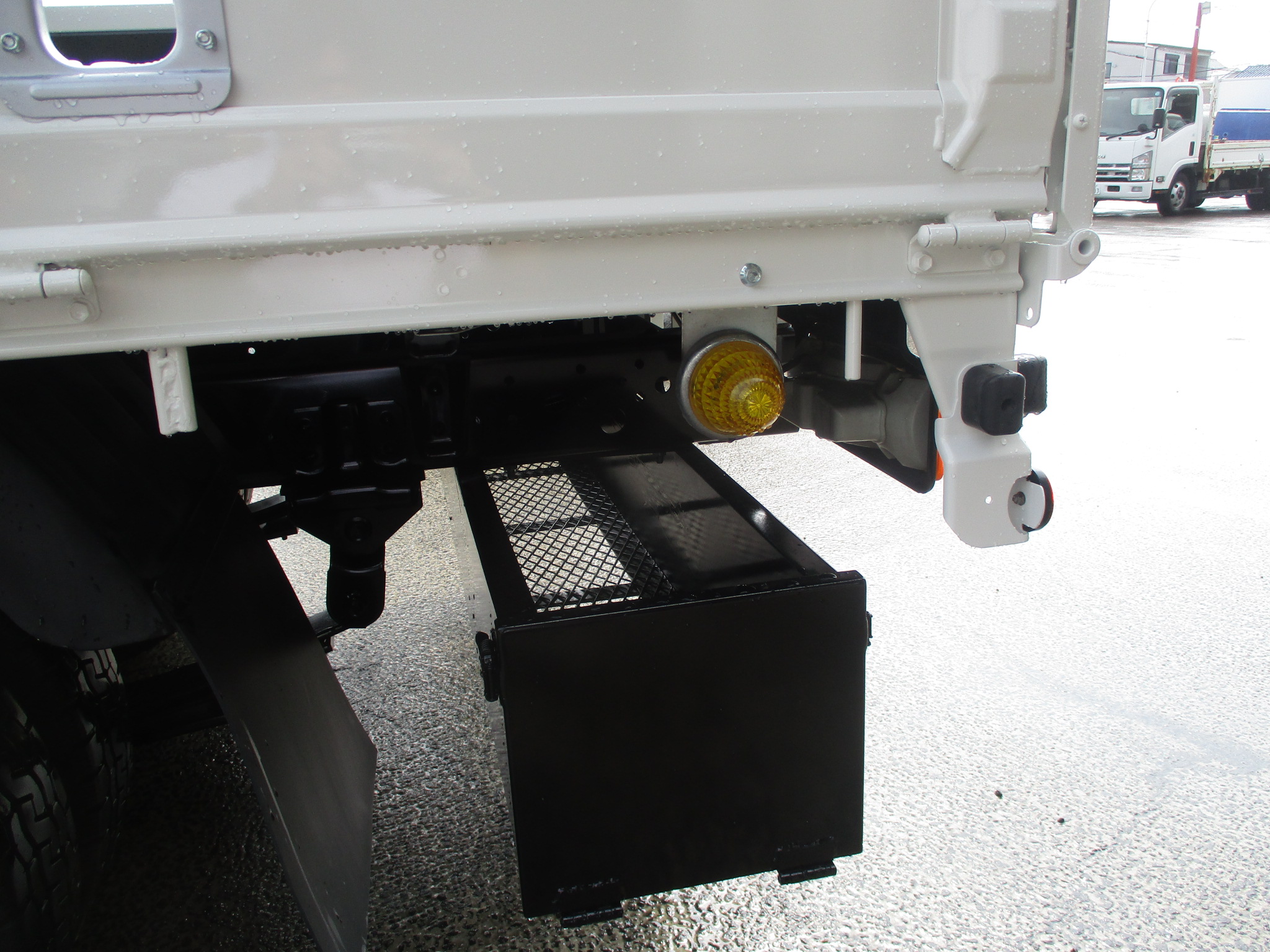 令和1年式 日野デュトロ 2tショート平