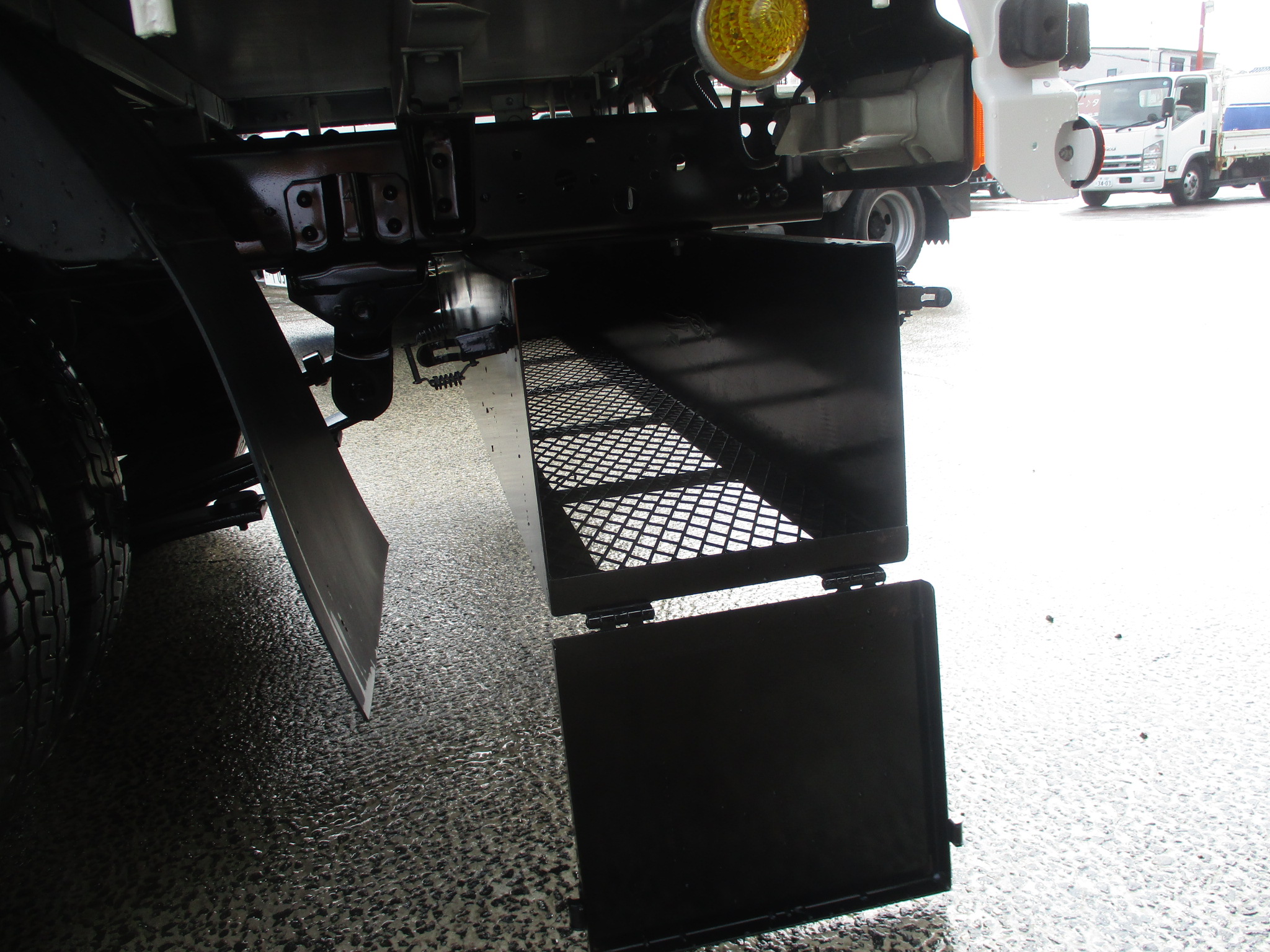 令和1年式 日野デュトロ 2tショート平